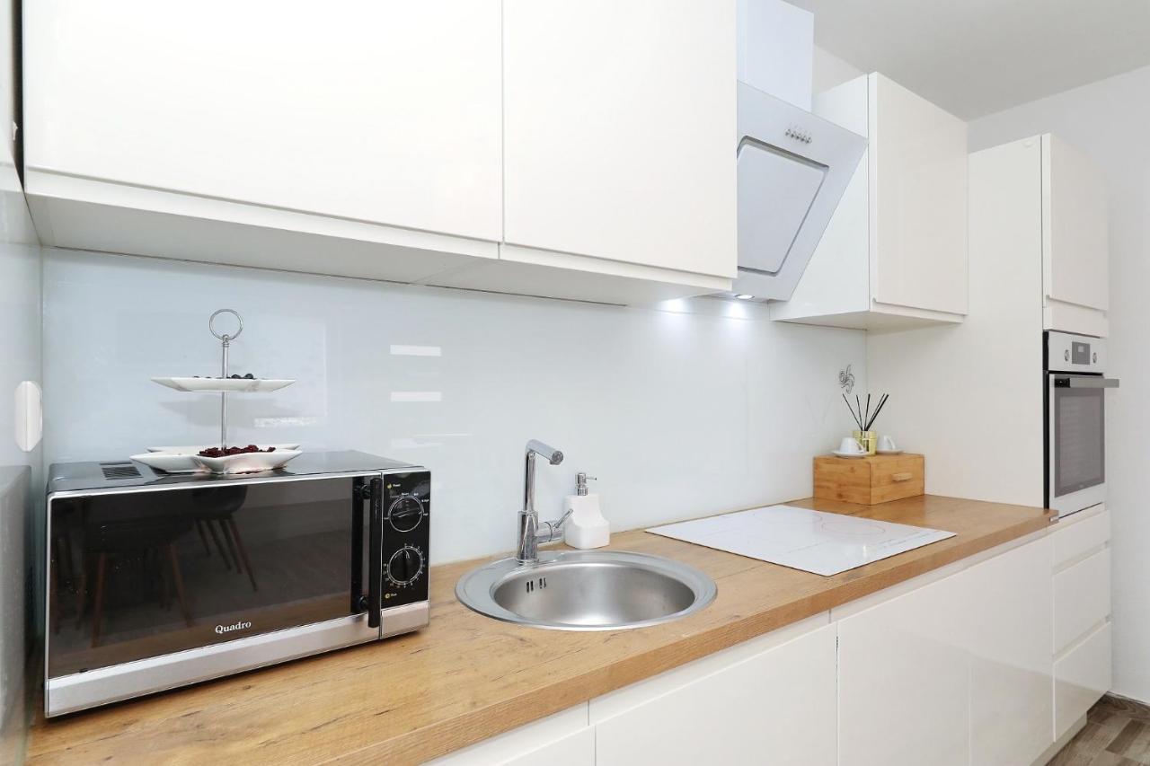 زادار Holiday Home Maria One Minute From -Beach المظهر الخارجي الصورة