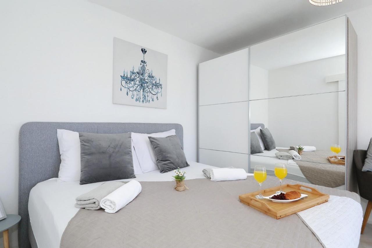 زادار Holiday Home Maria One Minute From -Beach المظهر الخارجي الصورة