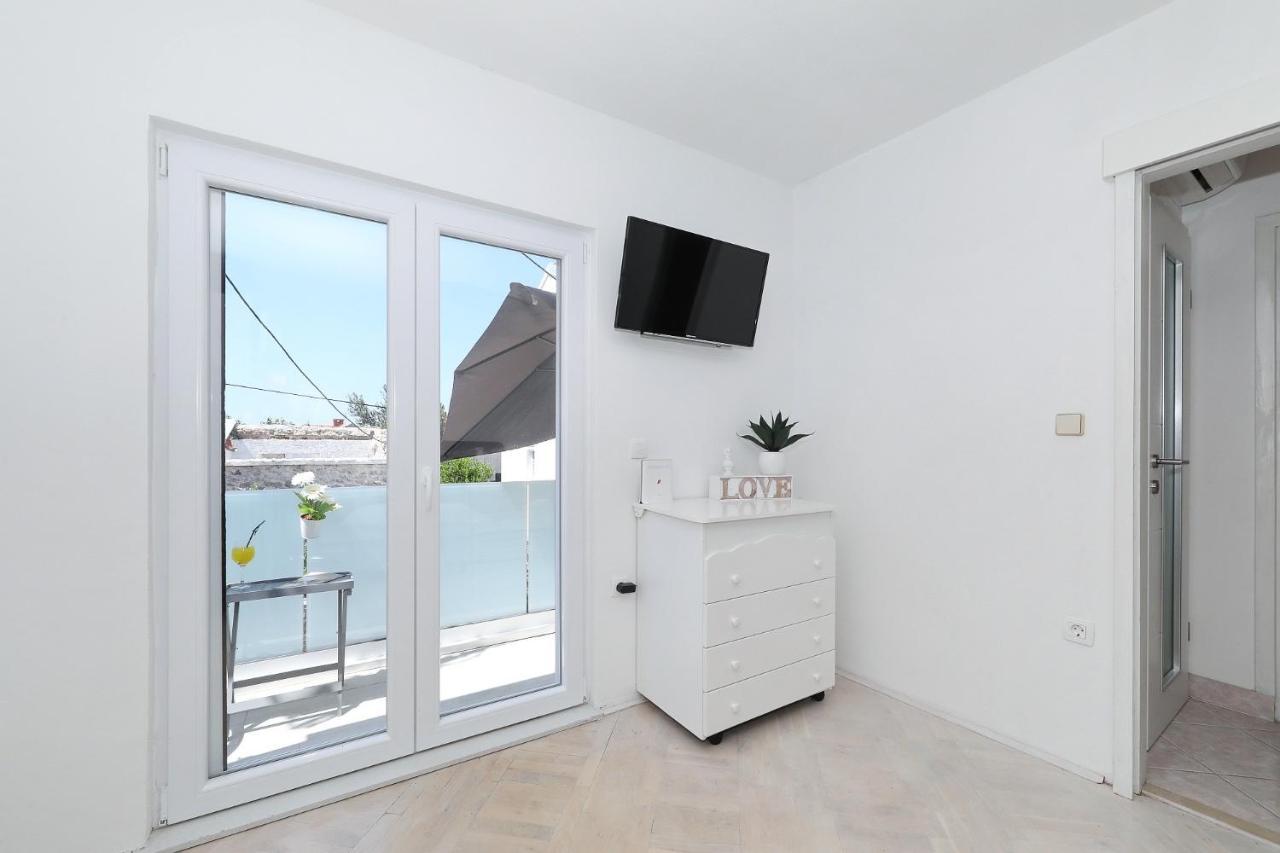 زادار Holiday Home Maria One Minute From -Beach المظهر الخارجي الصورة